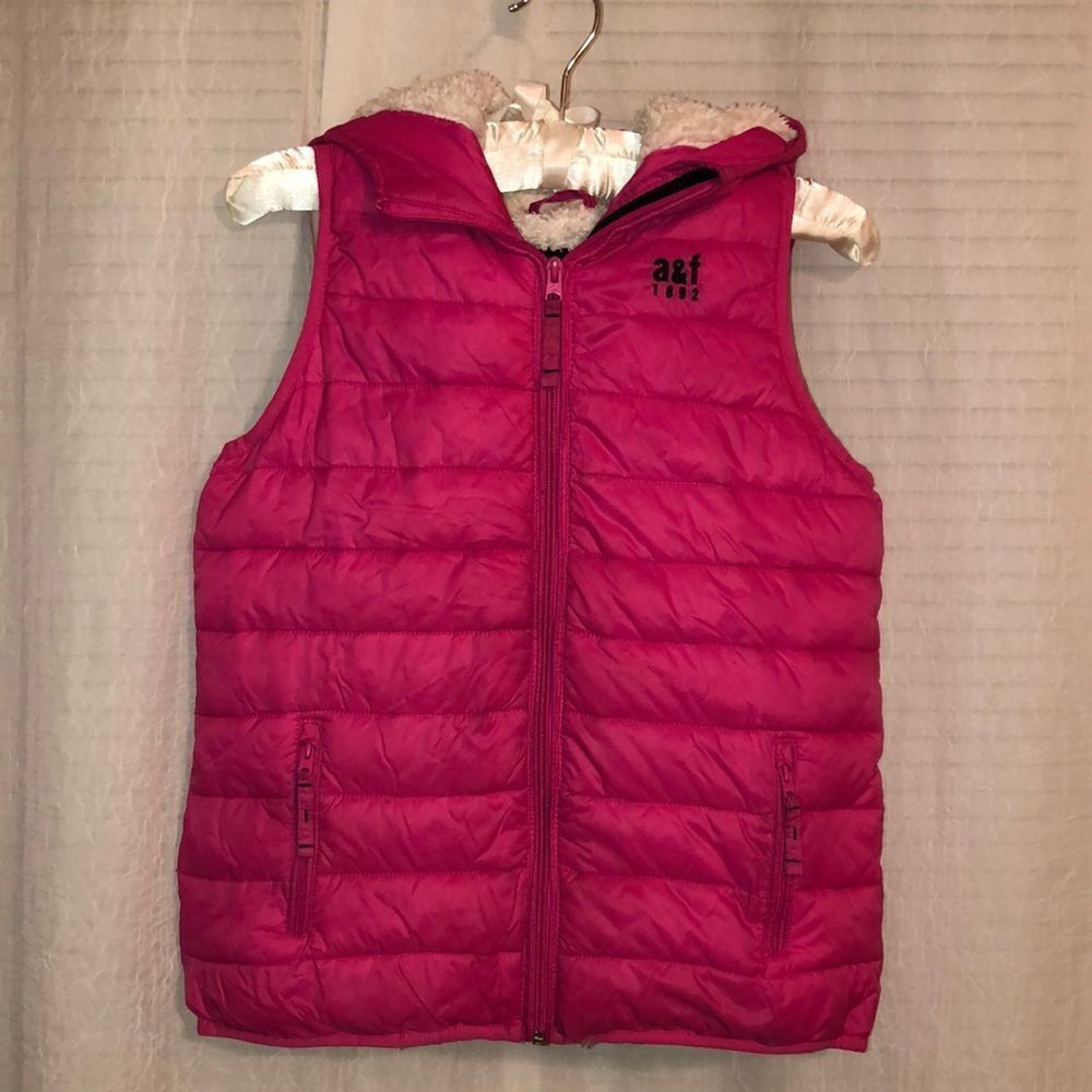 abercrombie 13-14 Fuchsia Puffer Sherpa Lined Hooded Vest